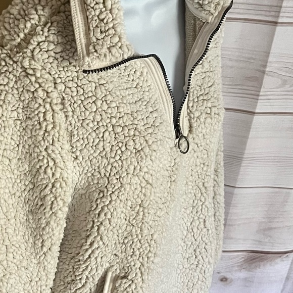 Cozy Sherpa Pullover Sweater Shacket NWOT - Picture 5 of 10
